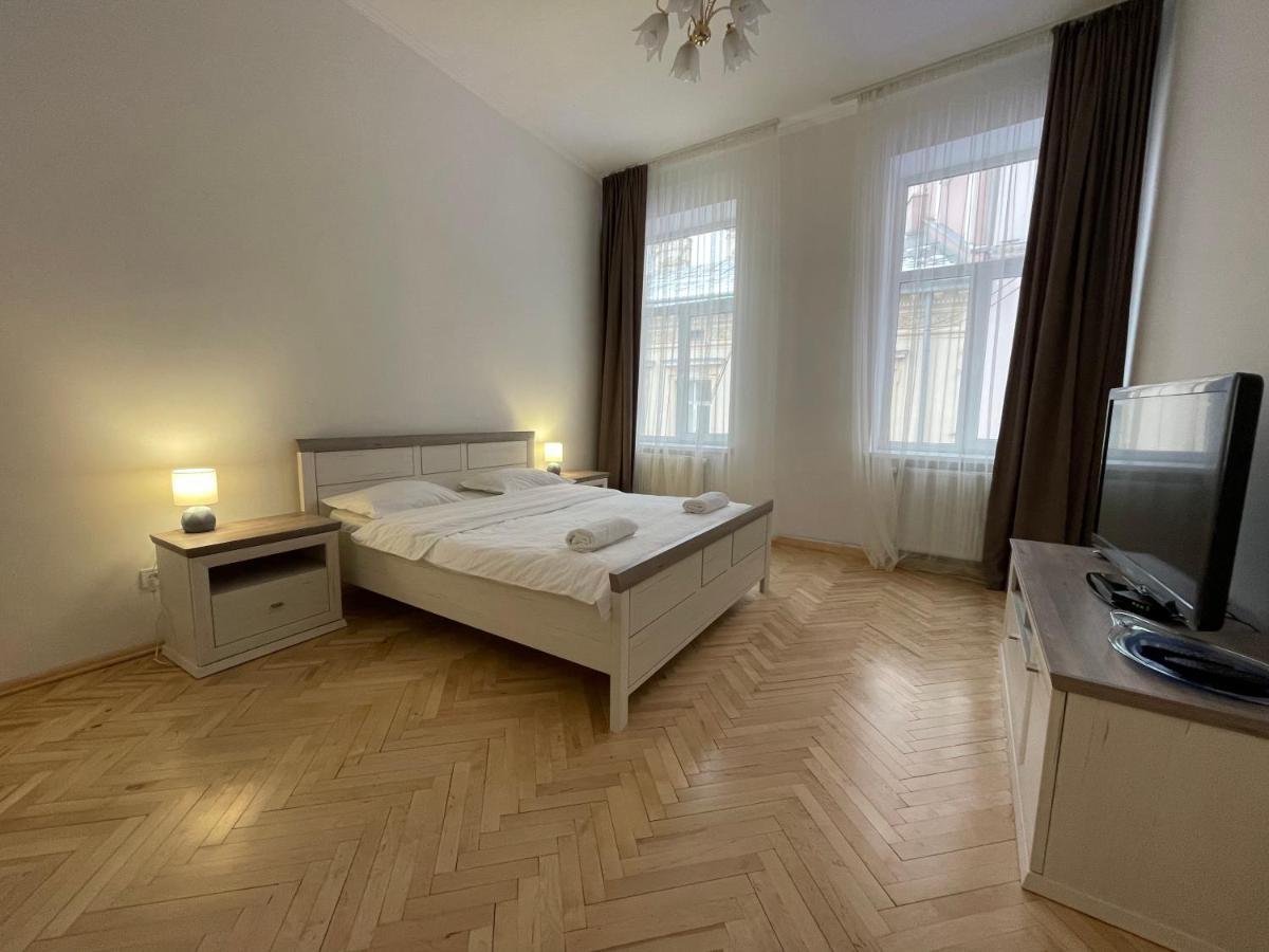 Avangard Kryva Lypa 3 Apart Lviv Extérieur photo
